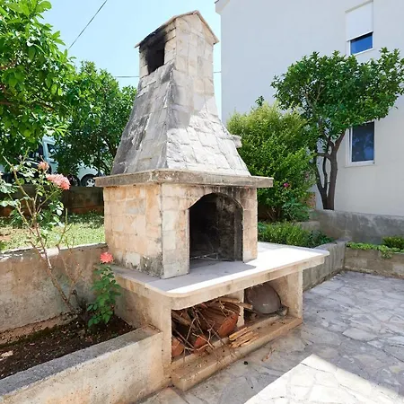 Apartment Komarcha Trogir