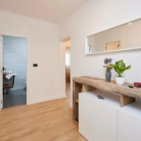 Apartment Komarcha
